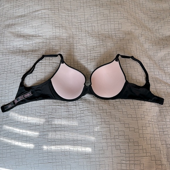 Victoria’s Secret T-shirt Push-Up Full Coverage Bra - Picture 3 of 5